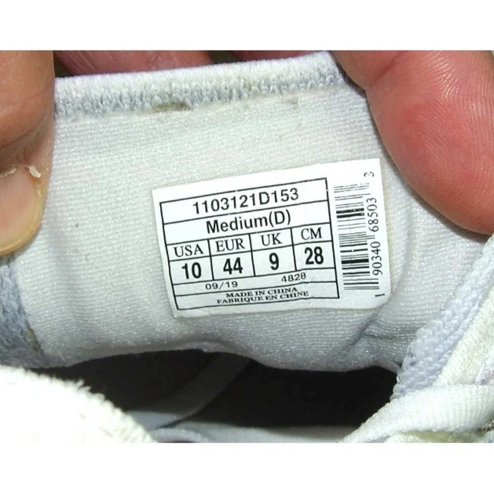 BROOKS Levitate 3 Light Gray Athletic Running Shoes Sneakers Women's 10 D